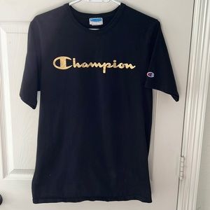 Champion t-shirt